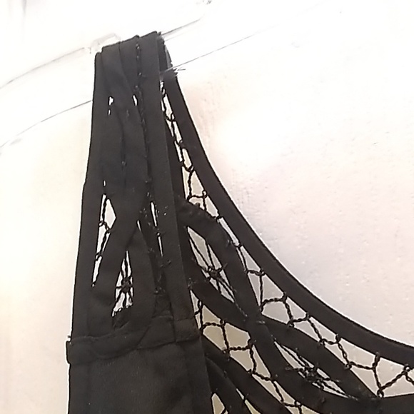 FINAL MARKDOWN Decorative back torrid top 3 3x - Picture 6 of 9